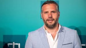 Er kwam veel kritiek over de deelname van tijl aan de slimste mens. Onsportieve Eikel Tijl Beckand Reageert Op Kritiek De Slimste Mens Rtl Boulevard