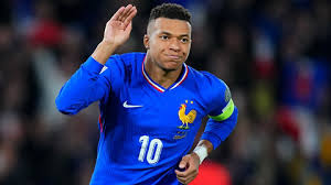4-0: Mbappé's brace clinches World Cup qualification for France