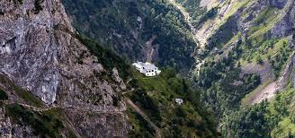 Wir wollen uns aber nur die klamm ansehen, bis zur höllentalangerhütte wandern und dann vielleicht über den stangensteig wieder zurück nach hammersbach gehen. Wandern In Garmisch Hammersbach Hollentalklamm Kreuzeck Surf And Ride De