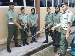 Engineering and engineering trades (broad programmes). Asykar Pencen