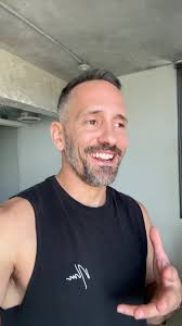 David Blumenfeld (@david_the_realtor_)