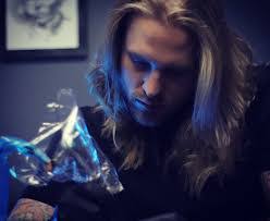 Mike Beecher's Instagram, Twitter & Facebook