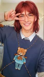 Johnny Roe's Instagram, Twitter & Facebook