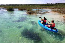 Kayak En La Laguna De Bacalar Costa Maya Ecoturismo Costa
