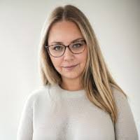 Jaye Robb's Instagram, Twitter & Facebook