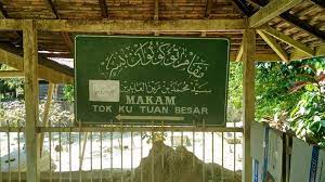 Ditemukan di kuala terengganu itu, pada sebuah sisinya memuat. Tokku Tuan Besar 1795m 1878m Bapa Kesusasteraan Terengganu The Patriots