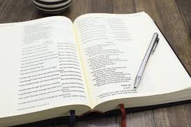 Niv Journal The Word Bible Cloth Over Board Navy Red Letter Comfort Print Reflect Take Notes Or Create Art Next To Your Favorite Verses Zondervan 0025986453176 Amazon Com Books For everybody, everywhere, everydevice, and everything