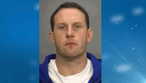 Derrick Macdonald's Instagram, Twitter & Facebook