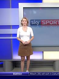 Seit jahren ist sie bei sport1 in verschiedenen sendungen zu sehen. Bildergebnis Fur Laura Papendick Frau Schone Frauen Biathlon