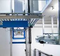 Vertikalförderer für Paletten & Kartons vom Hersteller bestellen