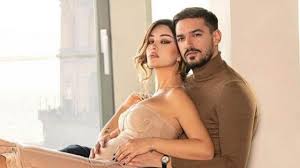 Jun 10, 2021 · rosa perrotta aspetta il secondo figlio da pietro tartaglione, il ragazzo che scelse quando era tronista a uomini e donne e con il quale ha già avuto un figlio, domenico ethan.a dare il lieto. Uomini E Donne Rosa Perrotta E Diventata Mamma E Nato Domenico E Pesa 4 Kg