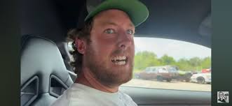 Buying Our Cheap Roadtrip RVs!