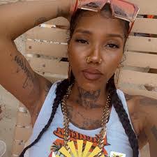 Ebony Cole's Instagram, Twitter & Facebook