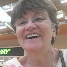 Ya estamos con #CancionesSonAmores el programa de Norita Perlé pero esta  noche conducido por Andrea Esteves Mirson por Radio Mitre AM 790 hasta la  1:30 am. Dejale tu mensaje o llamala al: 5168-0790.