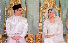 Download millions of videos online. Akad Nikah Of Amira Geneid And Cameron Priest Tatler Malaysia
