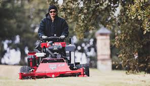 Range of sizes tailored to commercial or residential use. Commercial Lawn Mowers Equipment Ferris