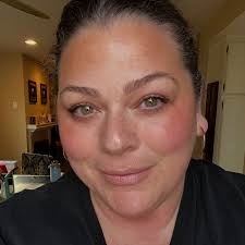 Danielle Abeyta // Over 40 Easy Makeup & Skincare (@danielleabeytabeauty) ·  Instagram 照片和视频