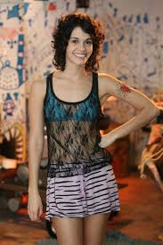 Published 11 years, 10 months ago 7 comments. Maria Flor 1 Img 2336x3504 Short Hair Styles Curly Hair Styles Short Curly Hair