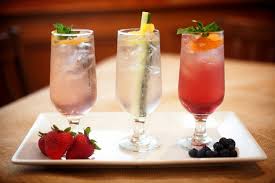 16 Good Fruity Alcoholic Drinks To Order At A Bar Insider Monkey