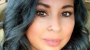 Ann Romo's Instagram, Twitter & Facebook