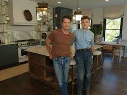 Rock the block kitchen designs 2021 holidays calendar. Rock The Block Hgtv