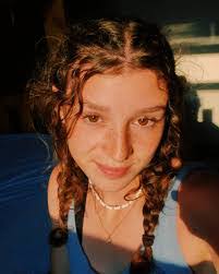 Jill Mcardle's Instagram, Twitter & Facebook