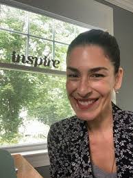 Gina Colombo's Instagram, Twitter & Facebook