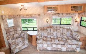 « propriétaire d'un cheval de. Louer Un Chalet Louer Une Roulotte En Estrie