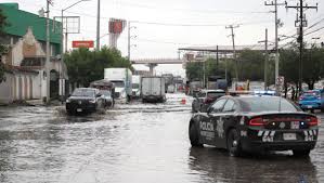 Se registran lluvias y viento fuerte en distintos puntos del Área Metropolitana de Monterrey