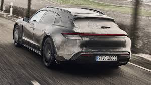 Edmunds also has porsche taycan pricing, mpg, specs, pictures, safety features, consumer reviews and more. Porsche Taycan Cross Turismo 2021 Neuvorstellung Elektro Info Auto Bild