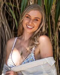 Aimee Dalton's Instagram, Twitter & Facebook