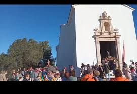 No eres de Torreblanca si no saps des d'on están fetes aquestes fotos.  Pistes: