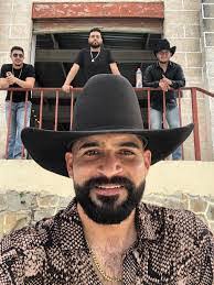 Martin Morquecho's Instagram, Twitter & Facebook