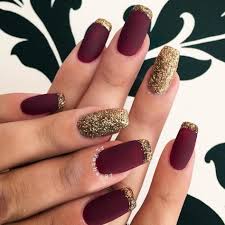 Fancy nails love nails my nails stylish nails trendy nails nagellack design nagel hacks. Daneloo Red Gel Nails Maroon Nail Designs Red And Gold Nails