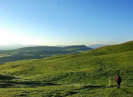 Just take time to walk up to its summit where the hermitage chapel will offer you a. Rando Hauts Plateaux Sud Vercors Sejour Randonnee Hauts Plateaux