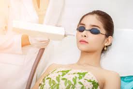 For women, common treatment areas include the upper lip, sideburns, chin, and neck. Your Guide To Home And Professional Facial Hair Removal Treatments Ubiqi