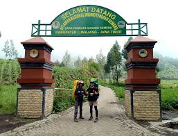 Contoh surat pribadi untuk undangan ulang tahun. Tips Menaklukkan Gunung Semeru Hanya Dengan 2 Orang Halaman All Kompasiana Com