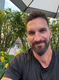 Free moving boxes and packing materials in Chenoweth subdivision near  Concord Rd