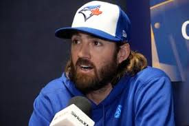 Jet-lagged Overton scorches course for joint lead