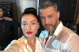 11 февраля 2019 году сериал начал свой показ на телеканале украины премьера в россии: Serial Nichto Ne Sluchaetsya Dvazhdy Na Pervom Kanale Aktery Anonsy Serij I Trejler Vokrug Tv