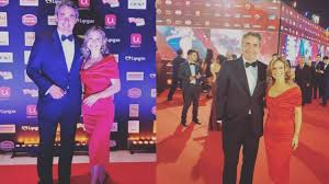 Luego de diversos rumores sobre una presunta relación entre los periodistas soledad onetto y josé luis repenning, este domingo, ambos por su parte, onetto respondió la publicación de repenning y confirmó la amistad que existe entre ambos. Los Famosos Que Deslumbraron En La Gala Del Copihue De Oro 2017