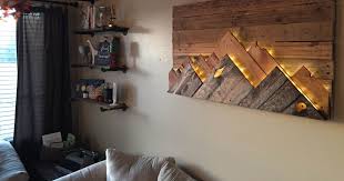 Sometimes pallets are coated or soaked in toxic chemicals to extend their lifespan and keep bugs away. Bedroom Pallet Wall Decor Arte Inspire