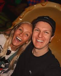 Our trip to @disneyland was a 10/10 and a total of 18,000 steps 😅 😮‍💨