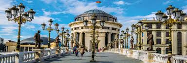 The property has excellent location, facilities and vladimir (the host) is extremely helpful and kind. Nordmakedonien Albania Express Travel