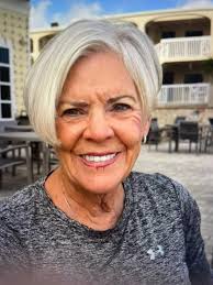 Anyone have Mrs. Joanne McKinley for 11th grade English at Bowie High 1971 