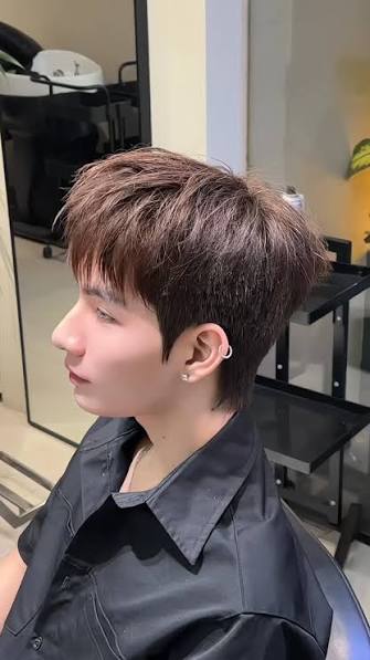 E D R I C H A I R S T U I O | Kiểu tóc nhẹ nhàng cho anh em chơi Tết | Edric  Hair Style x Nâu Lạnh #edrichairstudio #tocnamdep #edrichairstyle |  Instagram