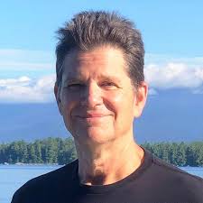 Amazon.com: The Corpse Bloom: 9798989572007: Wiggins, Bryan, Thibodeau MD,  Lee: Books