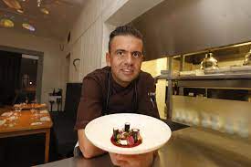 Radek kašpárek je český šéfkuchař. Masterchef Radek Kasparek Restaurace Field Obhajila Michelinskou Hvezdu Blesk Cz