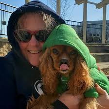 Are there areas for rock hunting near Valentine, NE?