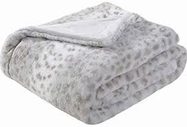 Black And White Blanket Amazon Amazon Com Sedona House Animal Print Cheetah Fuzzy Faux Fur Throw Blanket Super Soft Fuzzy Faux Fu In 2020 Fur Throw Blanket Faux Fur Throw Blanket Faux Fur Blanket